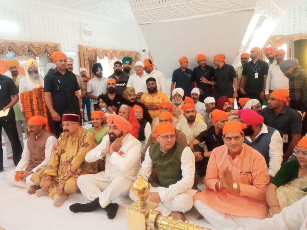 Hemkund Sahib Yatra 2023: Devotees left For Govindghat today from rishikesh photos