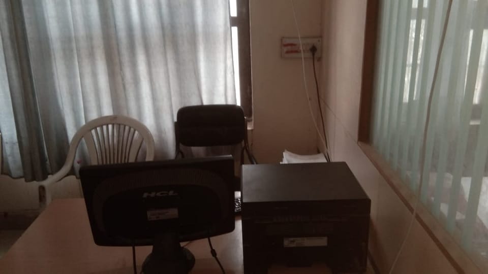 CM Flying raid BDPO office in Narnaul, four out of 14 employees found absent