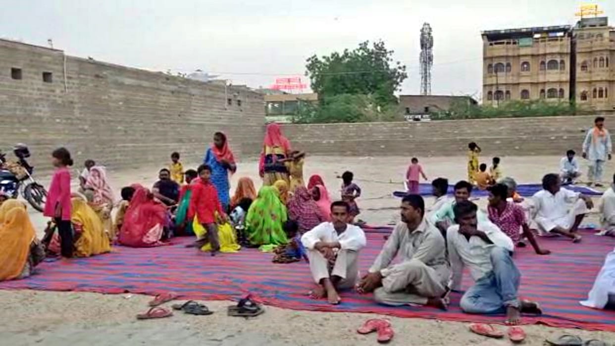 Homeless people protest at the residence of IAS Tina Dabi