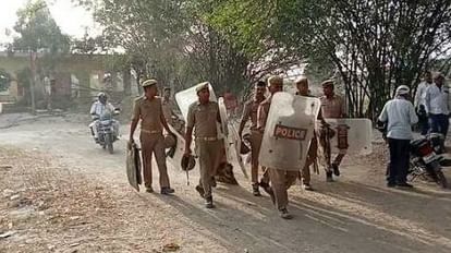 वाराणसी विकास प्राधिकरण को तगड़ा झटका!: ट्रांसपोर्ट नगर की जमीन के सीमांकन पर हाईकोर्ट की रोक, किसान हुए खुश Varanasi: High Court ban on demarcation of Transport Nagar land, farmers happy, VDA stopped work, read full ne