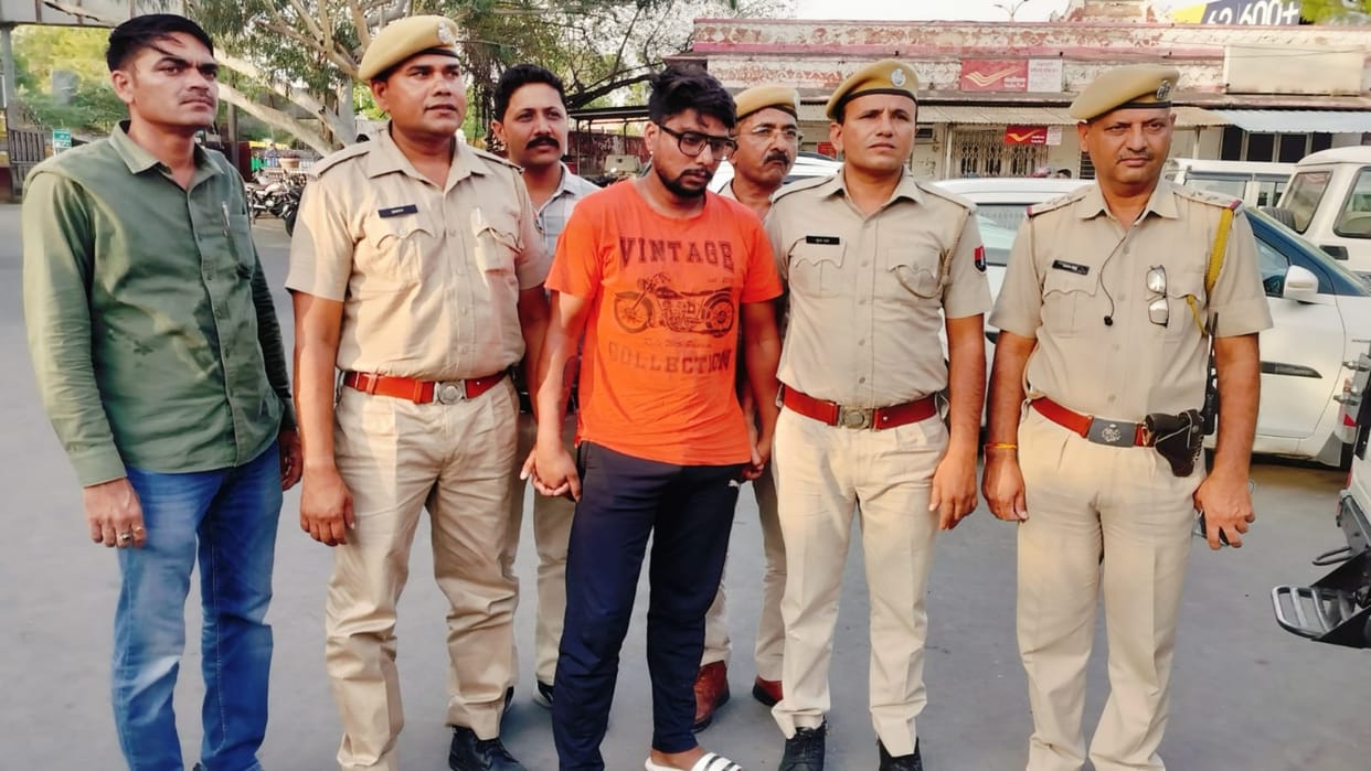 Ajmer Crime Lover arrested for stabbing girlfriend to death