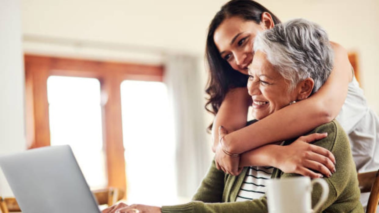 Elder Care Tips Easy Tips to Deal With Elder People Anger News in Hindi