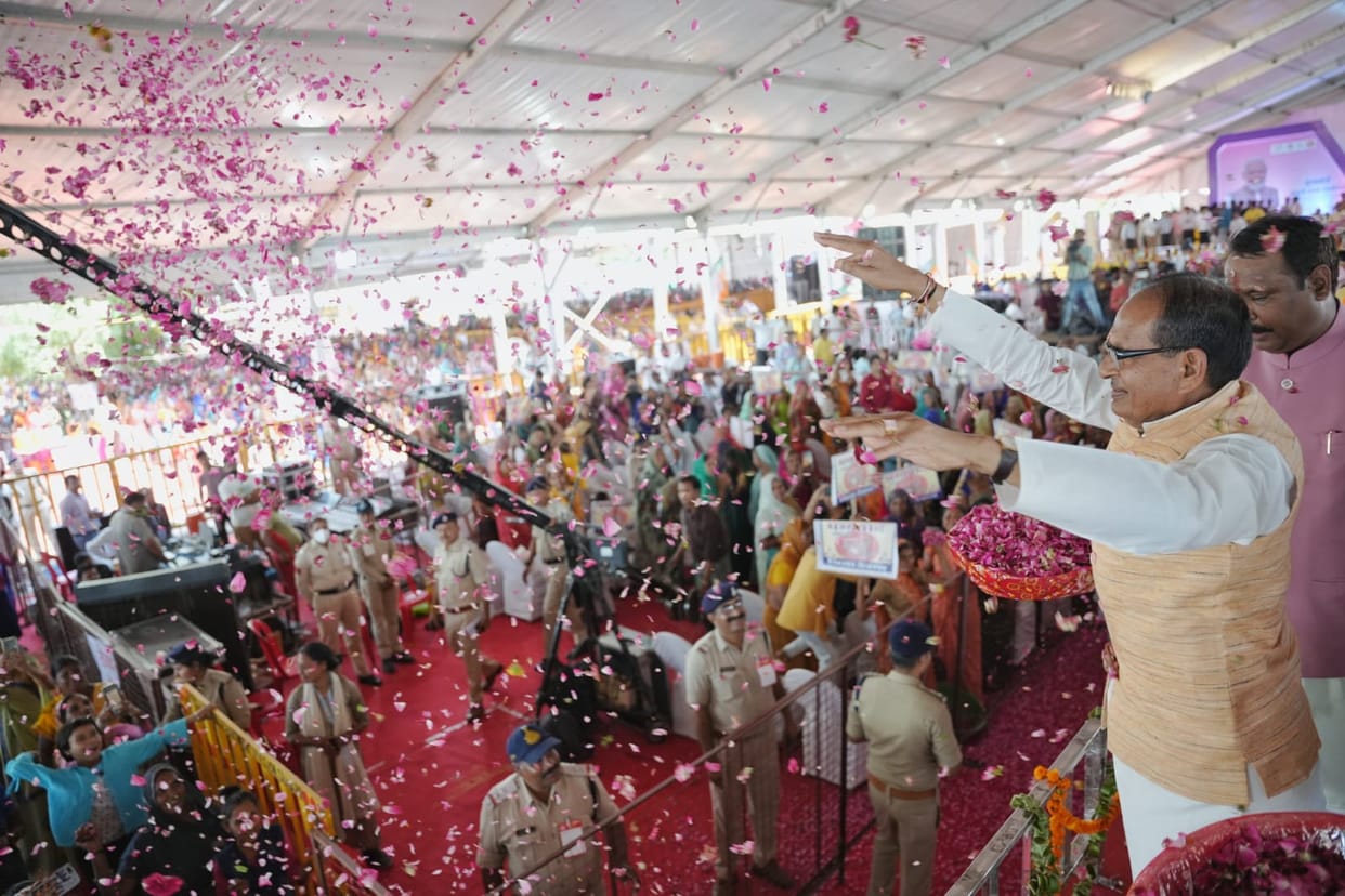 CM in Dewas: Now the girl will get 51 thousand rupees in Chief Minister Kanya Vivah-Nikah Yojana, CM announced