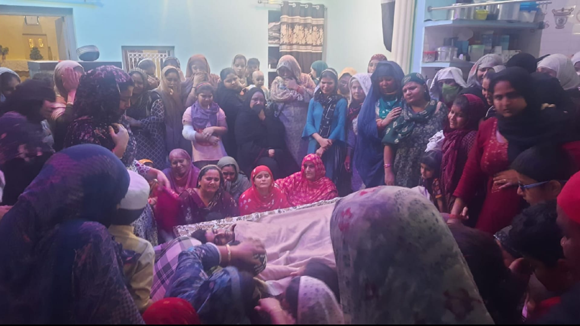 Shamli News: cremated in a sad atmosphere, two friends were killed in a car accident
