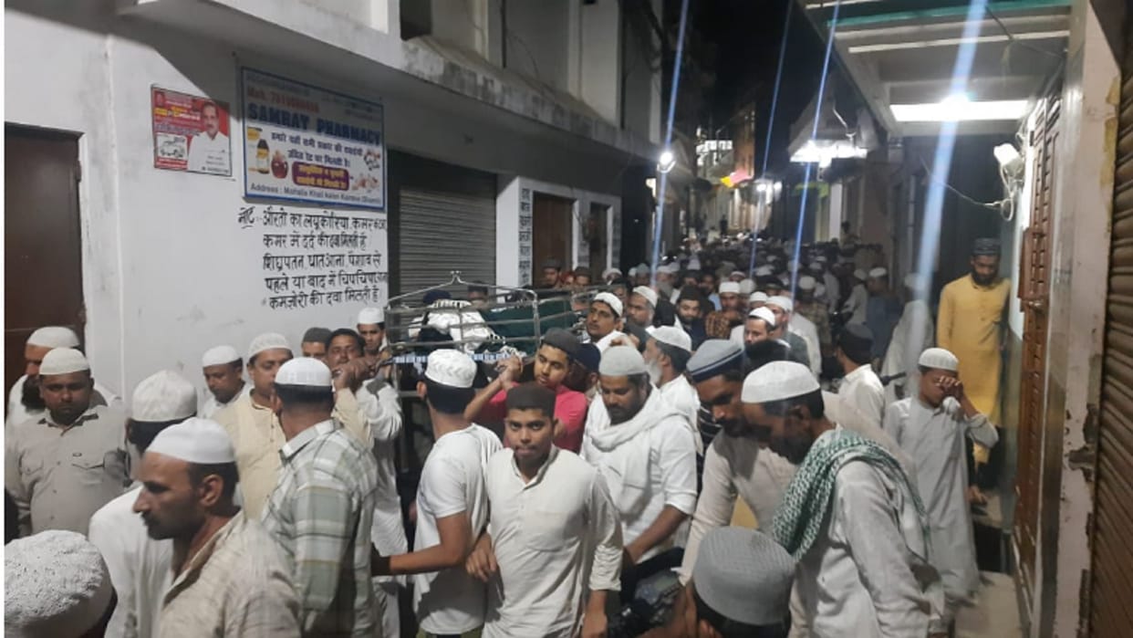 Shamli News: cremated in a sad atmosphere, two friends were killed in a car accident