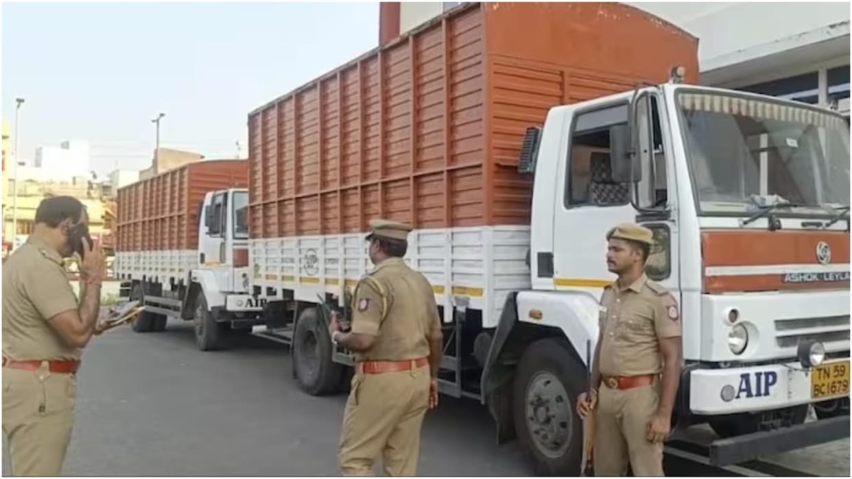After loading four lakh lamps for Ayodhya driver left truck and went missing.