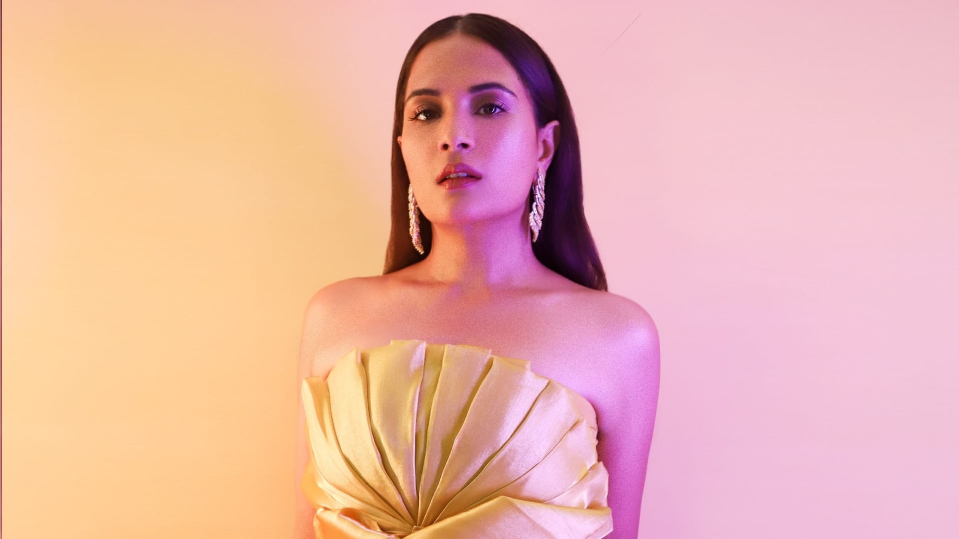 Richa Chadha slams Journalist Who Asked her For Interview On Manipur Violence blocks him afterwards