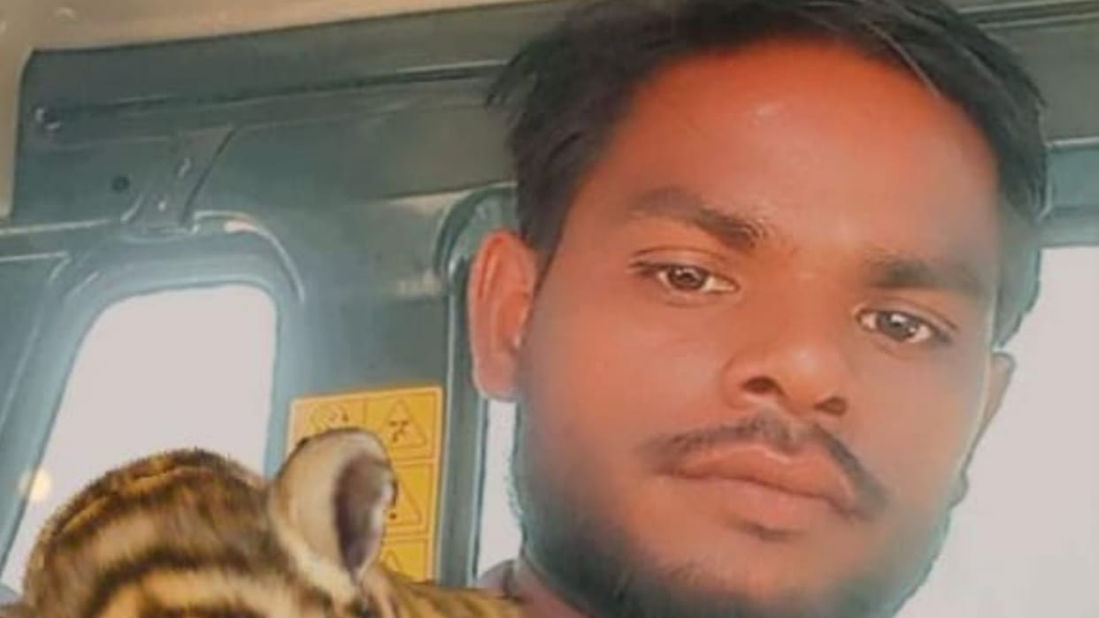 road accident in chhattisgarh; bike rider killed in car collision one injured in korba