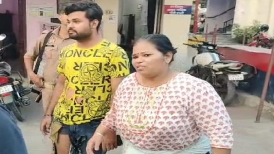 Acid thrown on mother son in front of roadways police post
