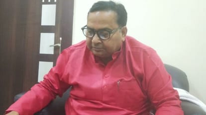 Politics: भगवान कुशवाहा के बिगड़े बोल, बेगूसराय को बिहार से बाहर किया, तो सम्राट का मानसिक संतुलन खराब बताया Bhagwan Singh Kushwaha told Begusarai out of Bihar, raised finger on Samrat Chaudhary's mental balance