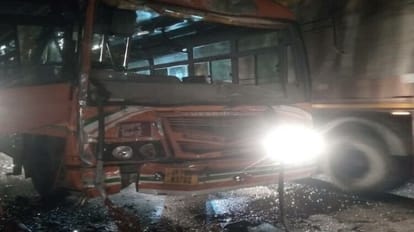 Roadways bus collided with container on Bareilly Sitapur Highway