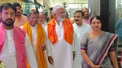 Governor of Sikkim reached Kashi, Water Power Minister Swatantra Dev Singh was also present, grand welcome