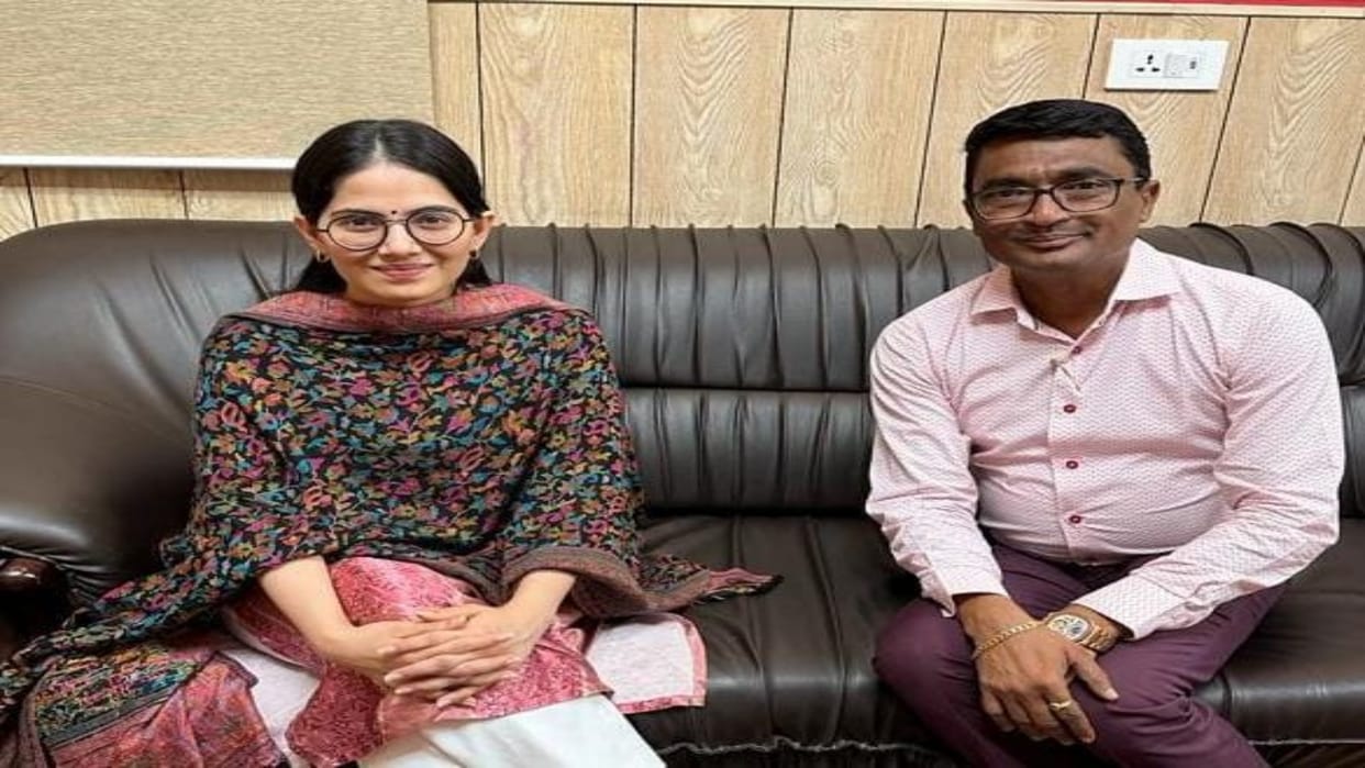Jaya Kishori reached Indore for Nani Bai Ro Myro program