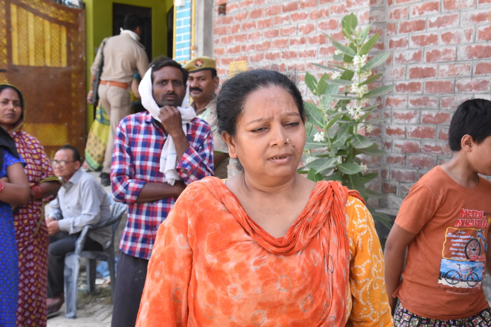 Army Jawan killed the first wife to live with the second, dug grave in the house, told people there is a sewer