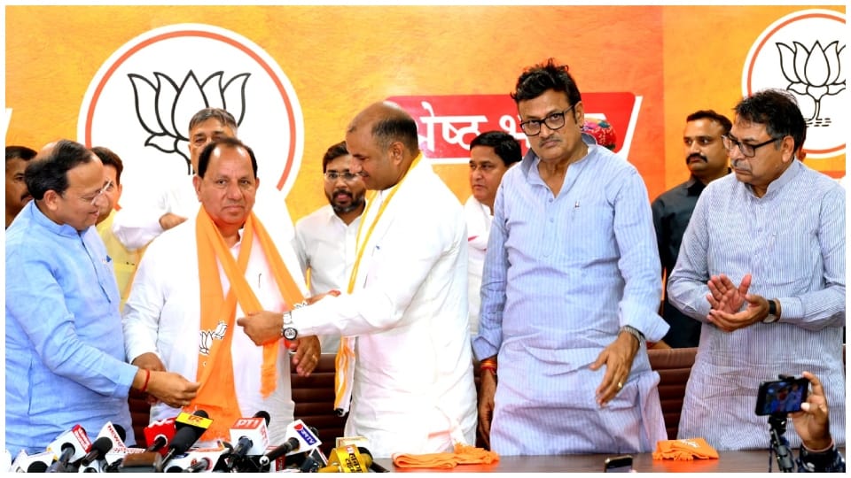 Leaders who left Congress joined BJP, CP Joshi, Arun Singh and Rathore said disintegration started in Congre