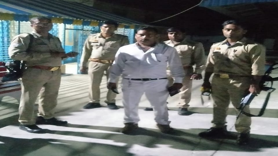 Loot information received from goods train guard
