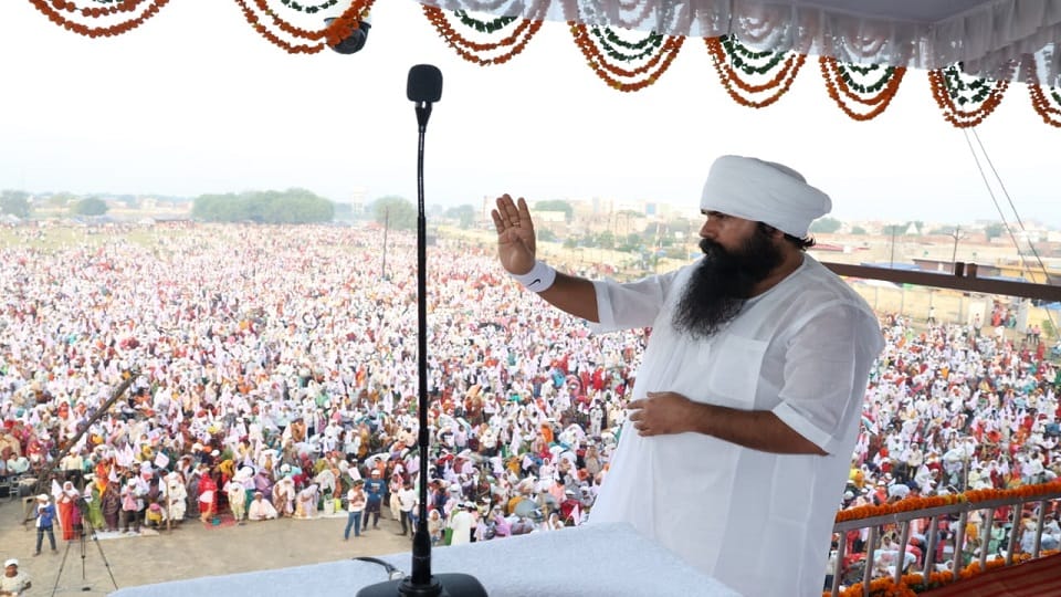 Flood of faith gathered in Jaygurudev Ashram Third day of five-day spiritual satsang fair