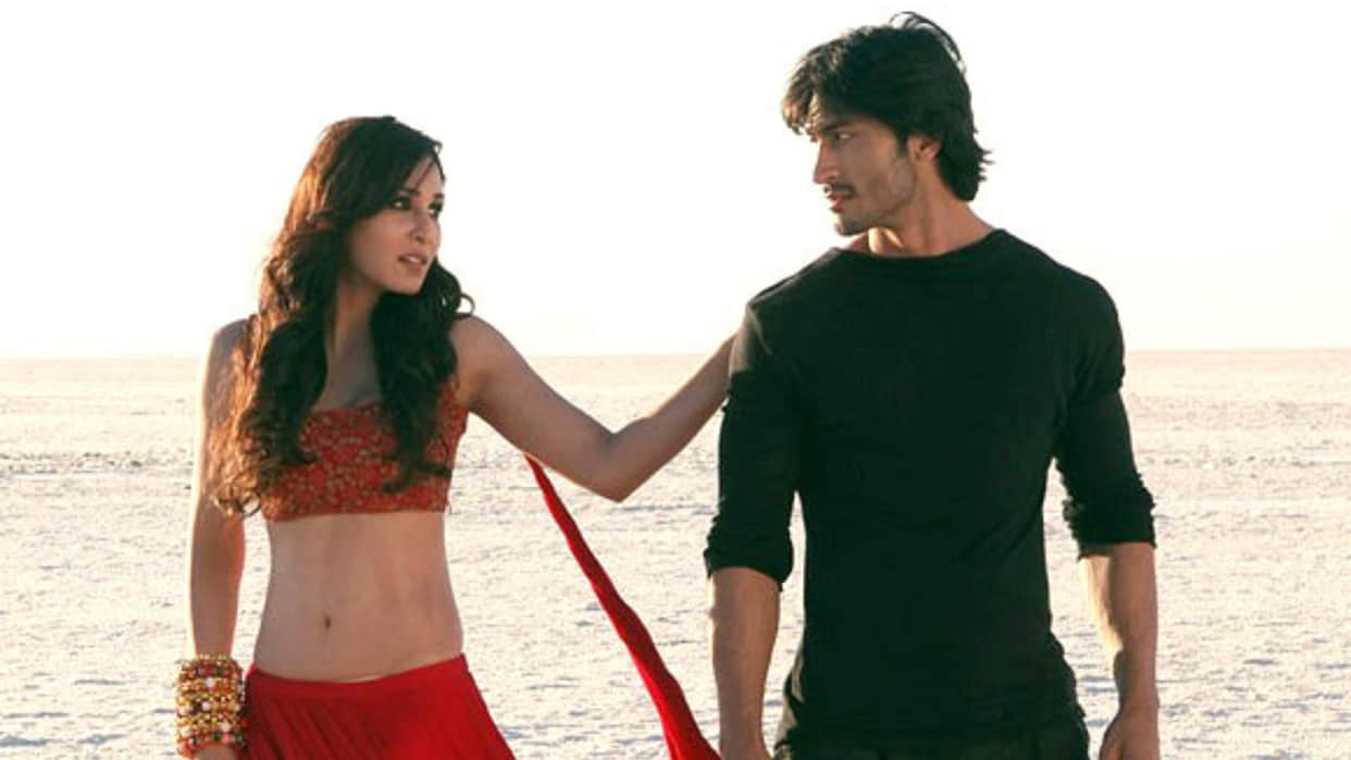 Pooja Chopra Commando actress refuses rumours of cold war with co star And IB71 actor Vidyut Jammwal