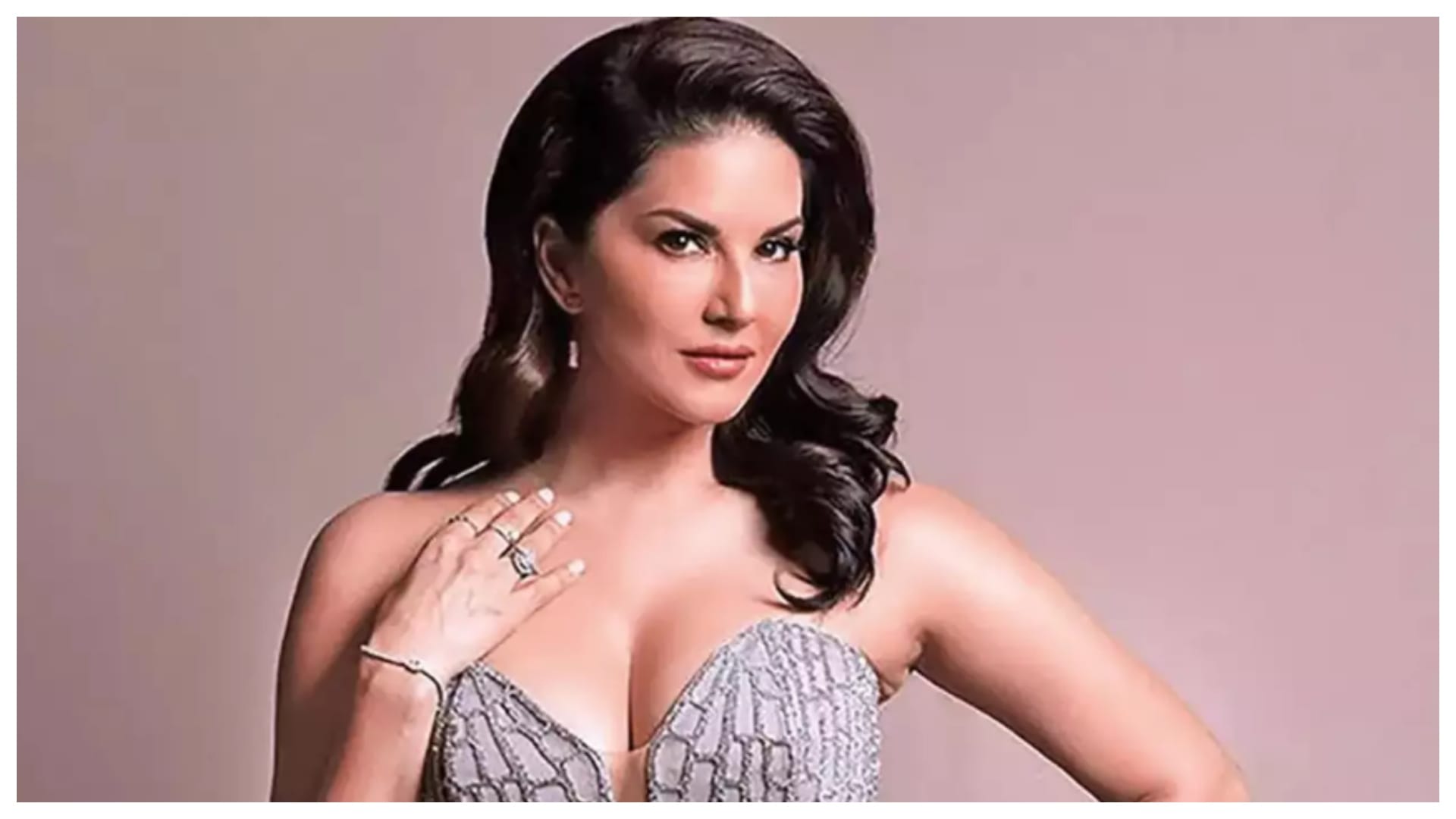 Sunny Leone becomes the first Bollywood star to have her very own AI Avatar husband Daniel Weber supported her
