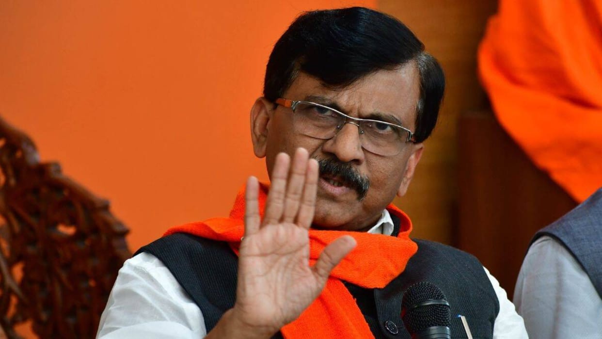 Maharashtra political developments: Sharad Pawar undeterred, claims Raut; says this 'circus' won't last long