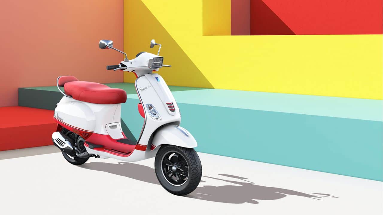 piaggio vespa launch 125 and 150 with dual color options in india, know price and features