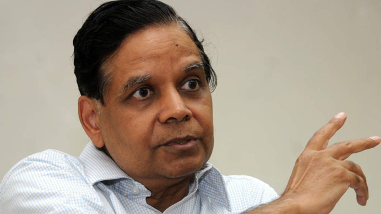 2000 Note Ban: Economy will not be affected, reaction of former vice chairman of NITI Aayog on RBI's decision