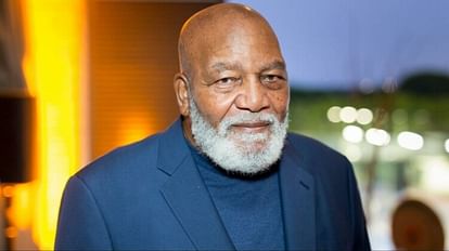 Jim Brown Death: एनएफएल लीजेंड और अभिनेता जिम ब्राउन का निधन, 87 की उम्र में ली आखिरी सांस Jim Brown Dies: NFL Legend Civil Rights Activist And famous Actor passed away at the age of 87