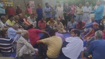 Kashmiri migrants protest in Jammu Jagti
