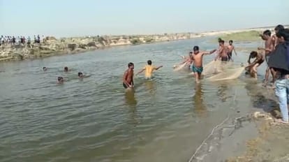 Dead body of youth found drowned in Ramganga river at Kolaghat in Shahjahanpur