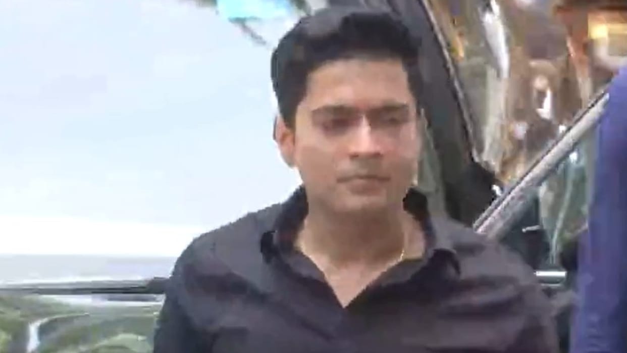 West Bengal: Abhishek Banerjee reached CBI office in Kuntal Ghosh letter case, know what is the matter