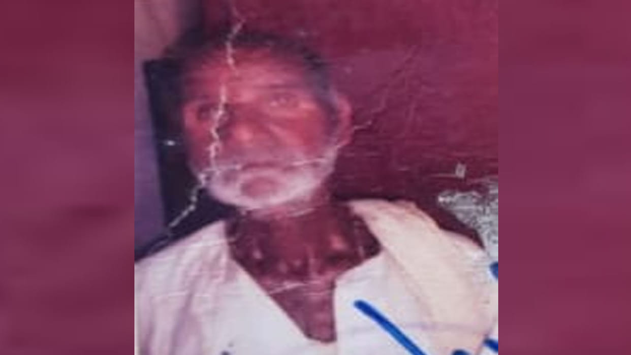 Jalaun Accident: An unknown vehicle hit an old man, death