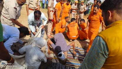 Innocent fell into 300 feet deep borewell pit in Jobner, Jaipur