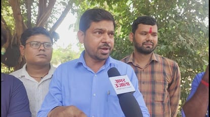 Opposition to the new teacher manual in Bihar, teachers union protested on the road, BPSC, teacher recruitment