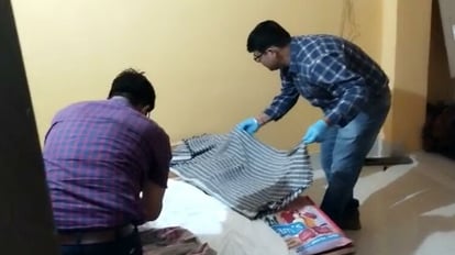 Bihar Circle Officer arrested in molestation : Police trapped CO red handed on bed