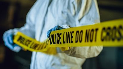 MP News: बाइक से रिसता पेट्रोल चूल्हे तक पहुंचा, खाना बना रही महिला की जलने से हुई मौत MP News: Petrol leaking from the bike reached the stove, the woman cooking died due to burns