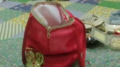Varanasi loot: The family kept sleeping in the house, thieves came and took away jewelry and cash worth five l