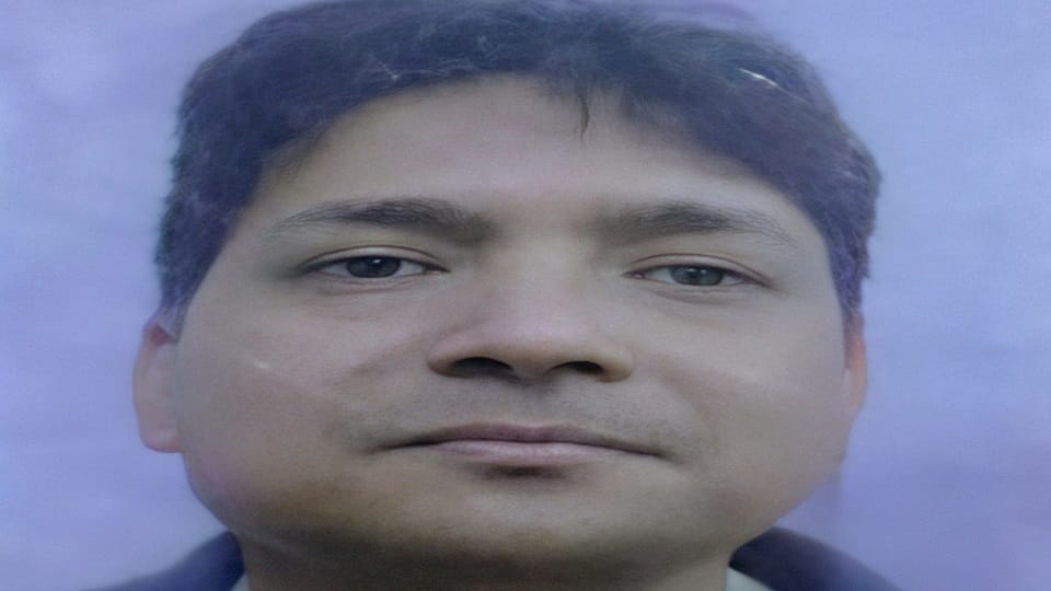 CBSE deputy secretary's body found hanging from the fan