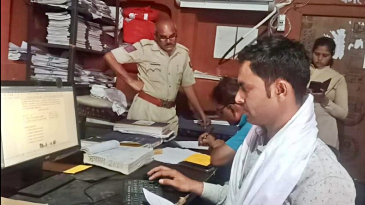Dholpur Crime Neighbor youth raped 30-year-old widow