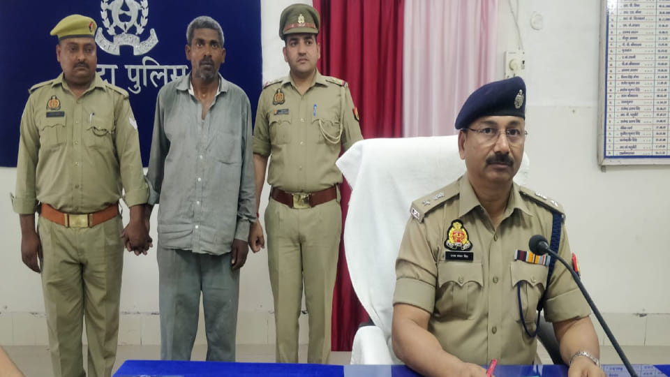 When refused to bring food from feast in Etah young man was killed by crushing him with a brick