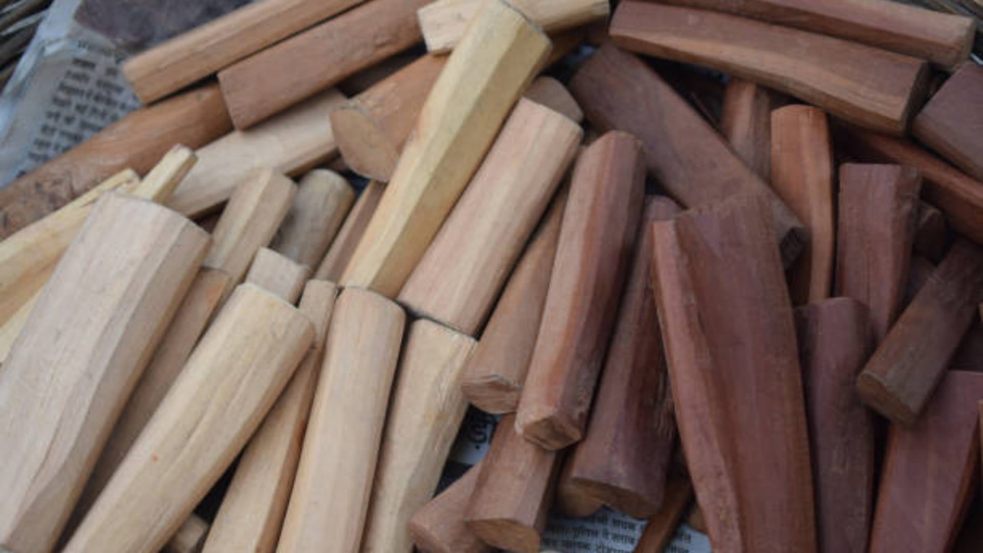 Sandalwood Benefit for Aging Include Chandan Powder in Your Skincare Routine to Get Glow