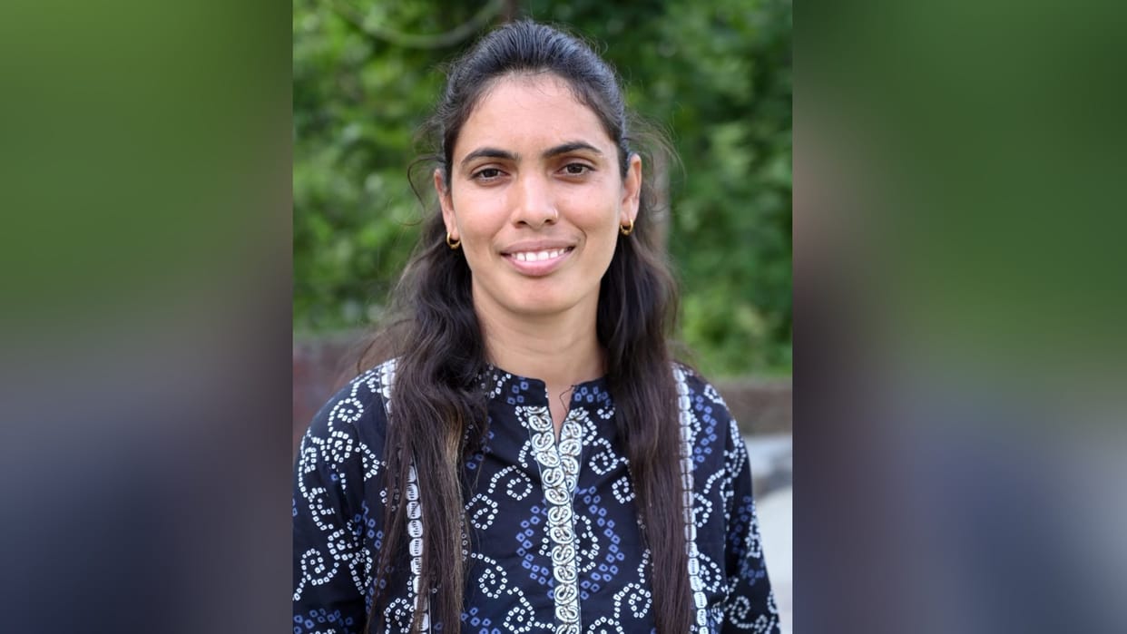jabna chauhan resigns from aam aadmi party membership