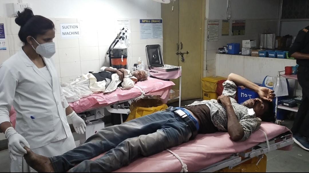 Katni Accident: Pickup van and truck collision of devotees returning from Maihar, three killed, 15 injured