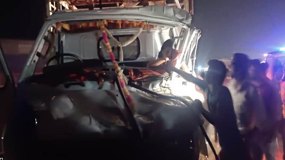 Road accident happened in Sankara police station area of Mahasamund