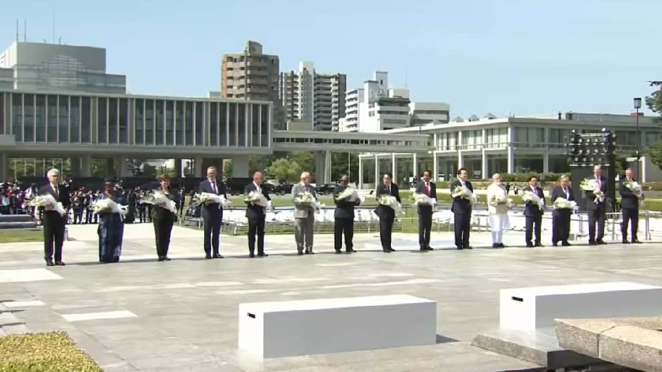 PM Modi and other leaders pay floral tribute at Hiroshima Peace Memorial Park in Japan