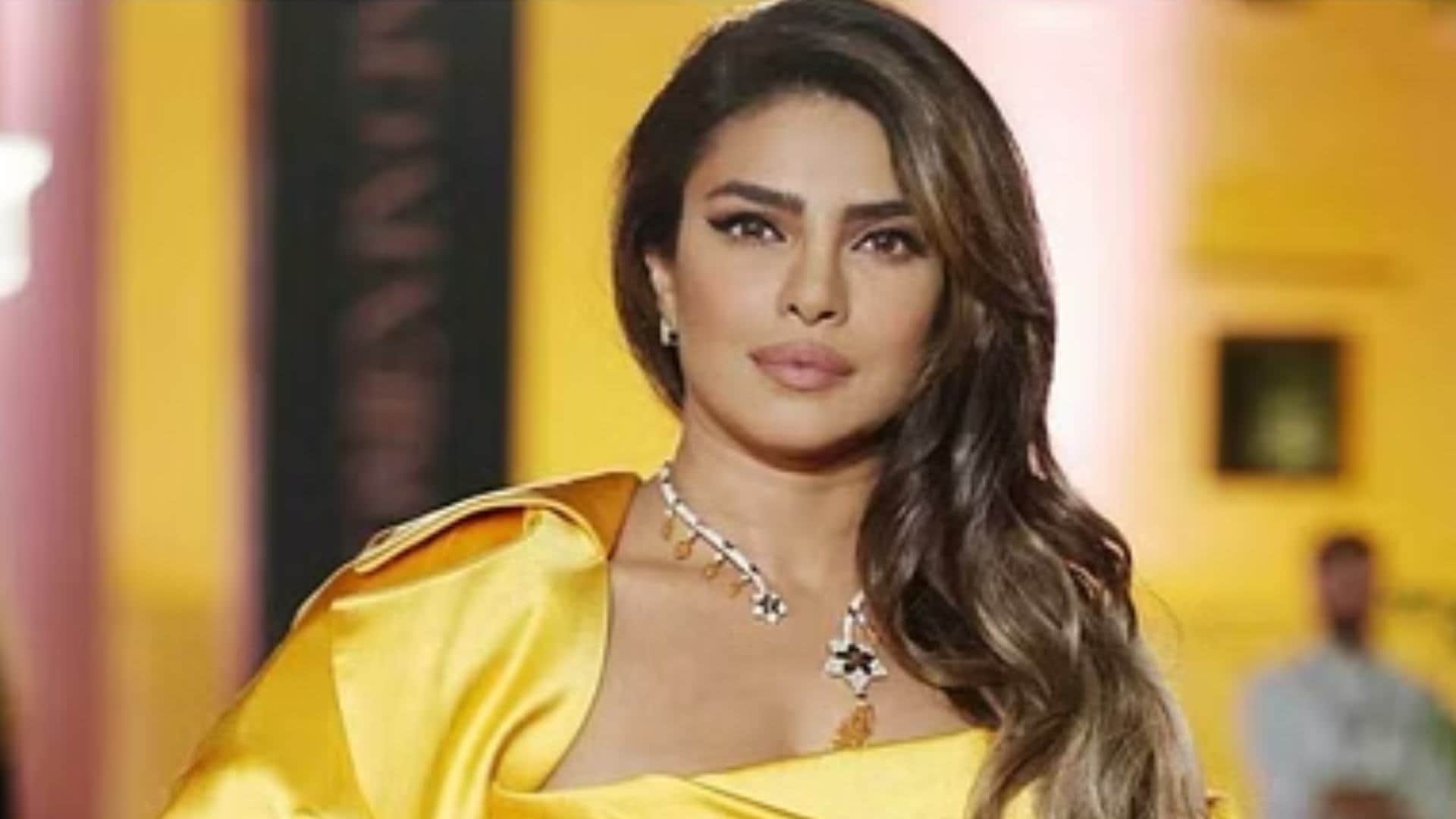 These Bollywood Celebs keep Strange conditions Before Signing film Priyanka Chopra Salman Khan Akshay Kumar