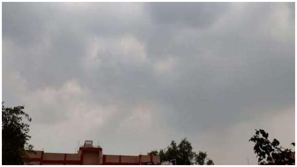 Weather News Update People affected by hot winds will be monitored in every district