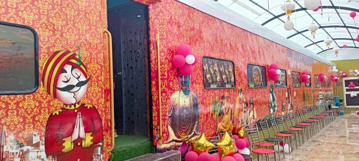 Train coach restaurant work stopped