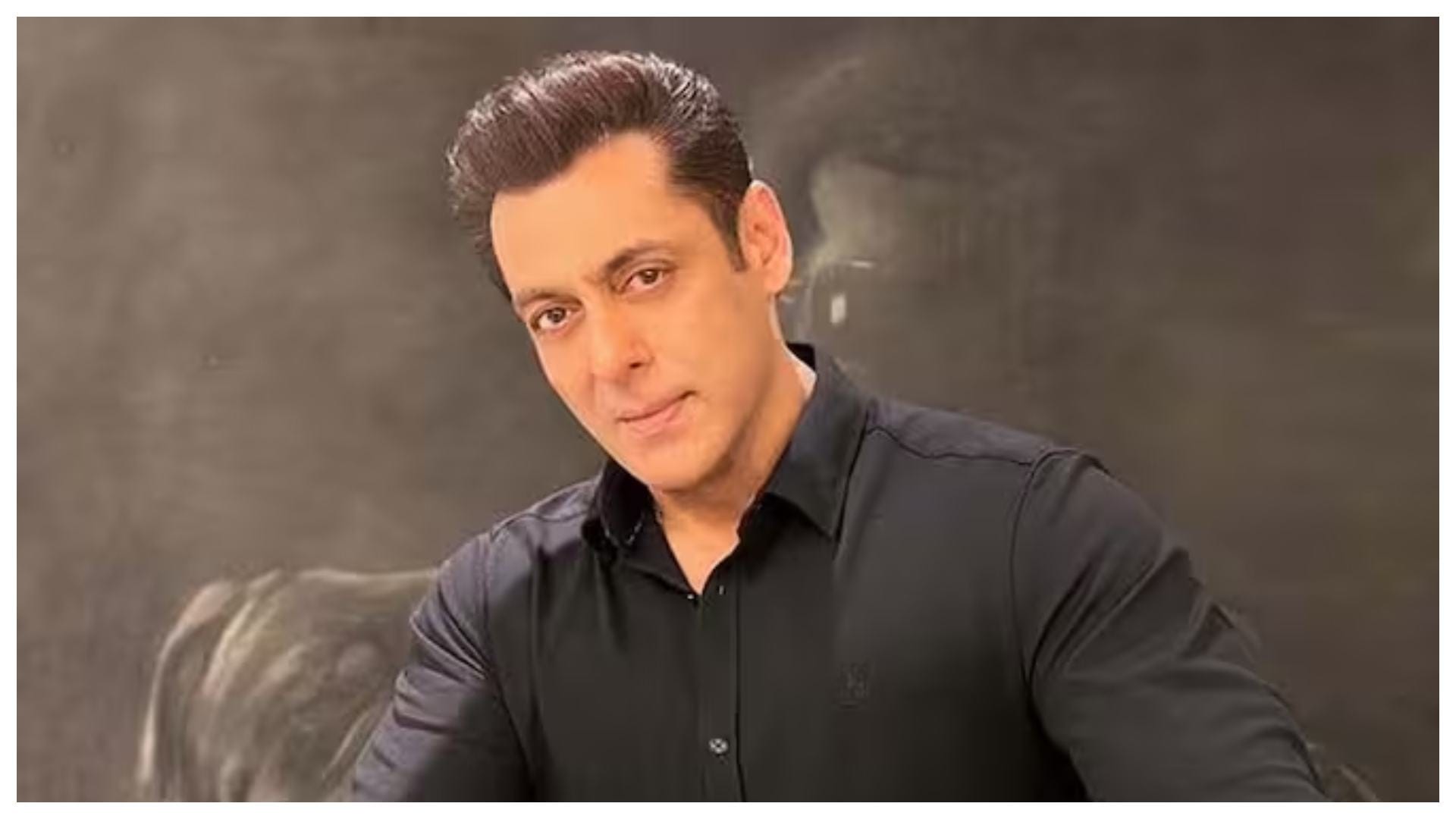 These Bollywood Celebs keep Strange conditions Before Signing film Priyanka Chopra Salman Khan Akshay Kumar