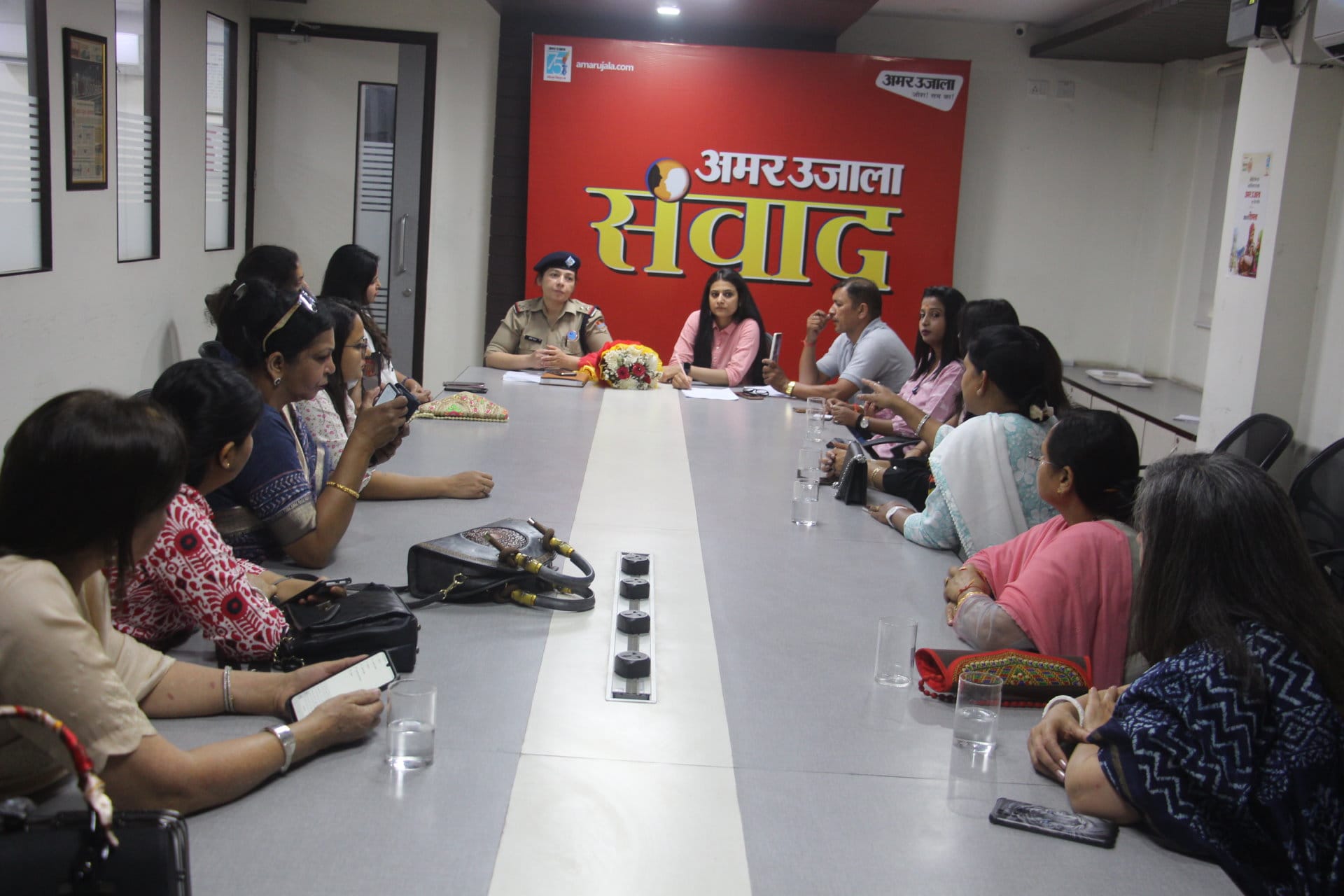 Amar Ujala Aparajita Samvad working women Talk About challenges Aware about Gaura Shakti app Dehradun news