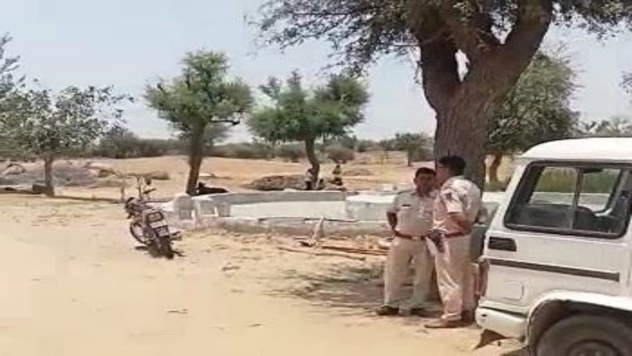 Jhunjhunu's son killed his father by breaking his head with a stone in Bissau